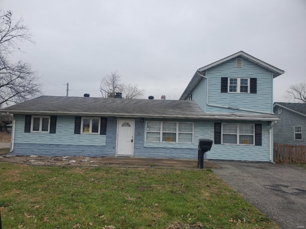 Property Photo: 23 Melvin Drive IL 62206