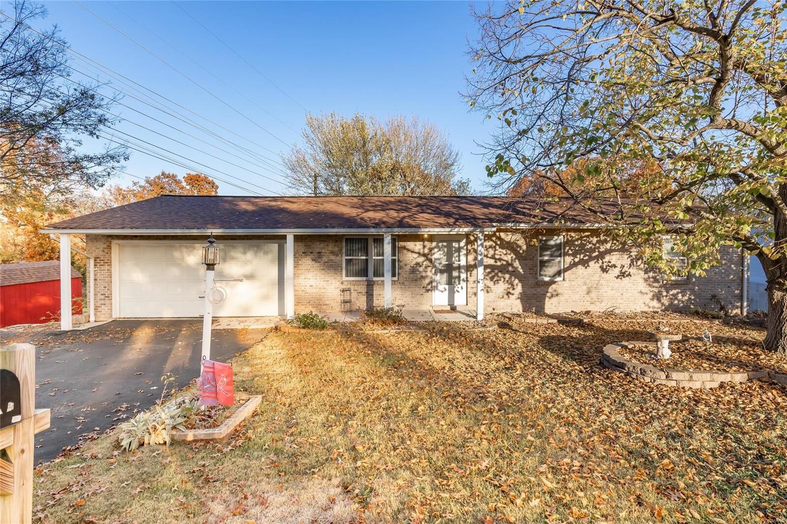 Property Photo:  2286 Grant Drive  MO 63010 