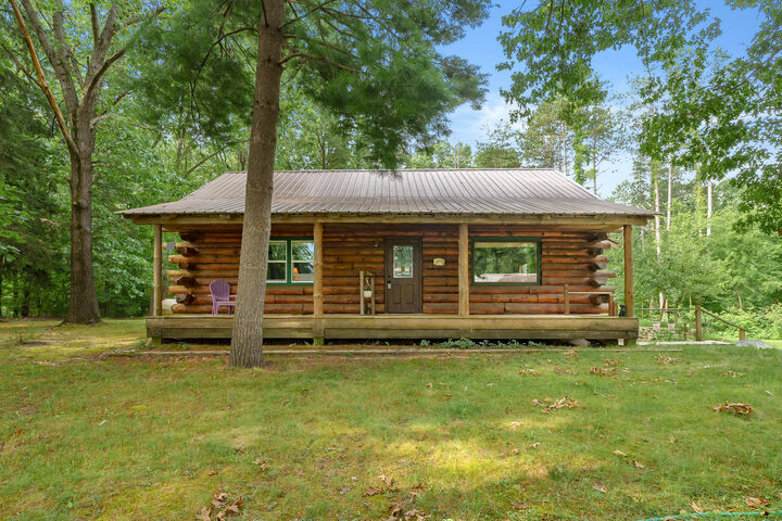 Property Photo:  50059 Territorial Road  MI 49045 