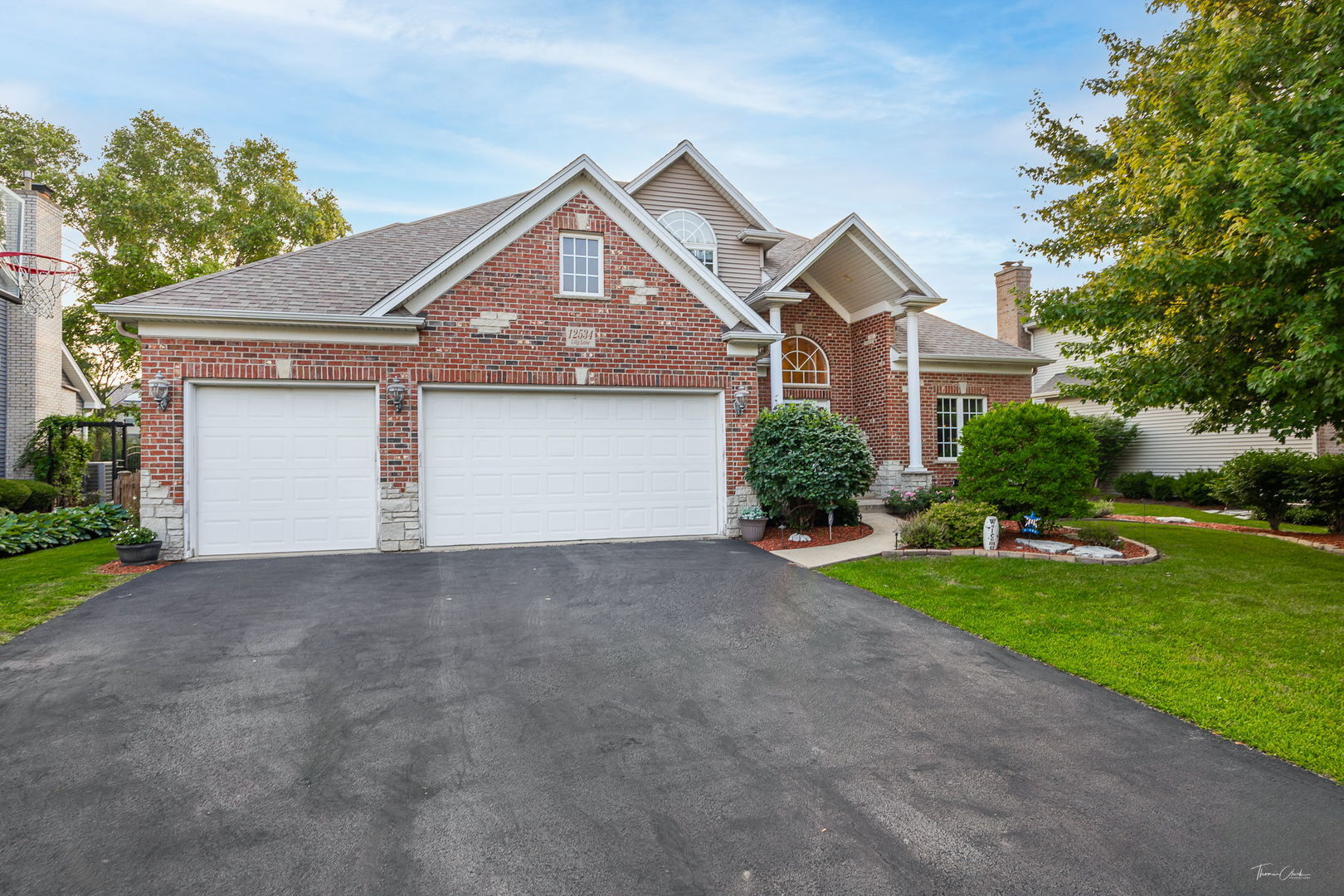 Property Photo: 12534 Lily Lane IL 60585