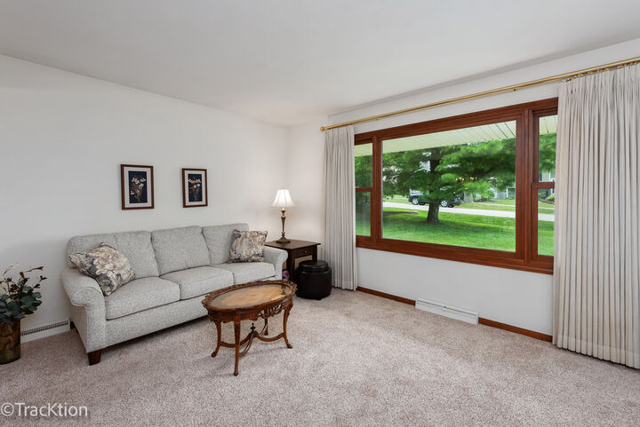 Property Photo:  138 W Chicago Avenue  IL 60559 