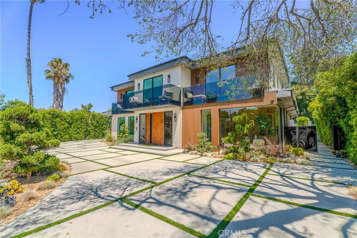 5244 Tampa Avenue  Tarzana CA 91356 photo