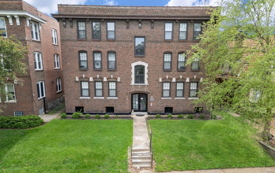 Property Photo:  6274 Cates Avenue  MO 63130 