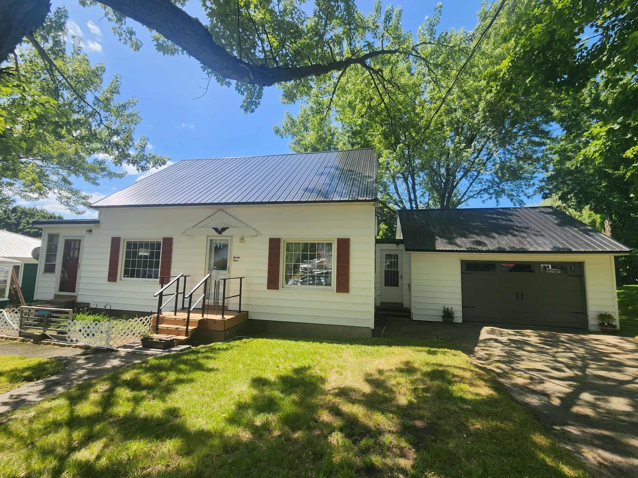 Property Photo: 34 Cedar Street ME 04430