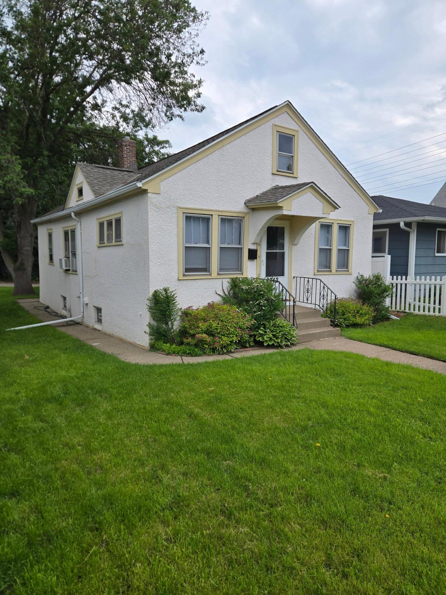 Property Photo:  2742 Grand Street NE  MN 55418 