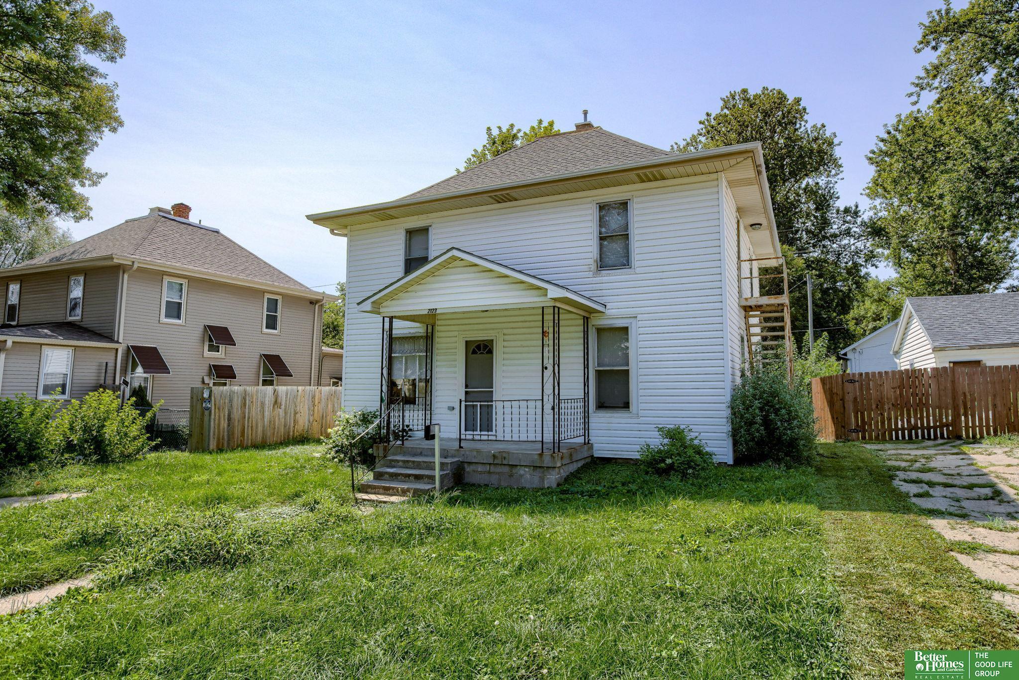Property Photo: 2123 Washington Street NE 68008