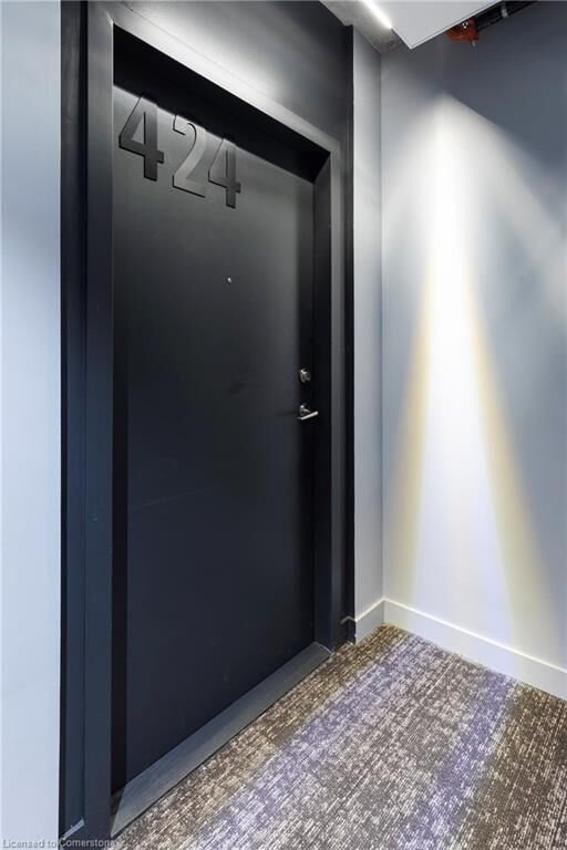 Photo de la propriété:  7 Smith Crescent 424  ON M8Z 0G3 