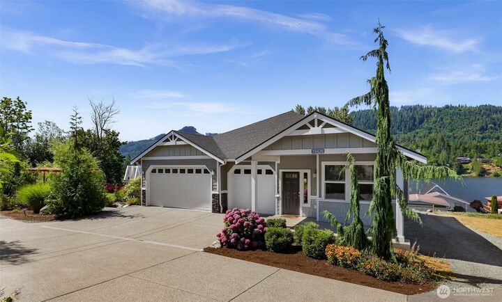 Property Photo: 18426 State Route 9 WA 98274
