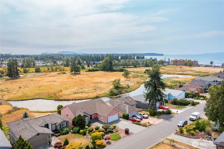 4755 S Golf Course Drive  Blaine WA 98230 photo