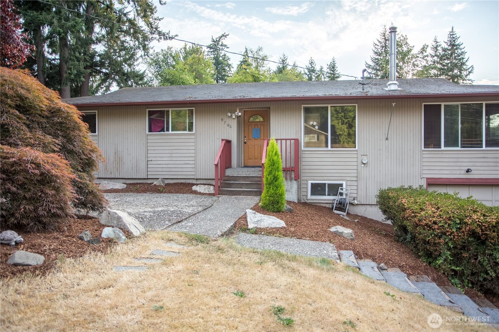 Property Photo: 9706 72nd Avenue Ct E WA 98373