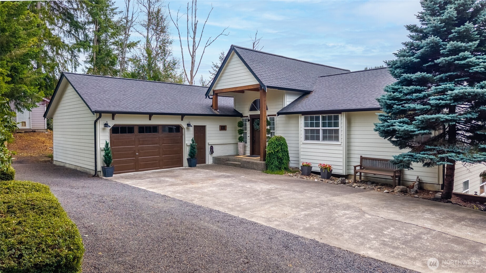 Property Photo: 314 Centralia Alpha Road WA 98531