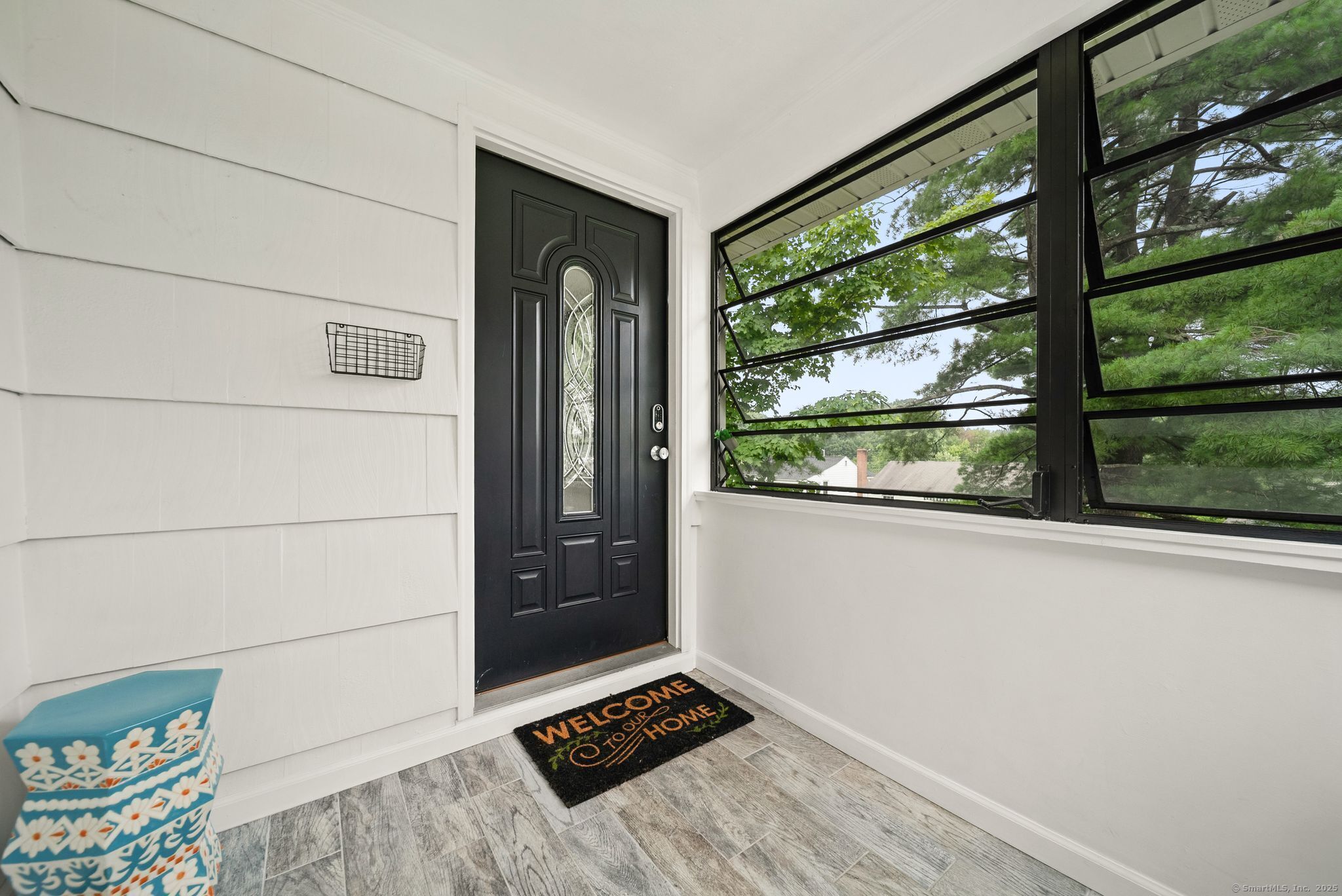 Property Photo:  63 Crocker Avenue  CT 06110 