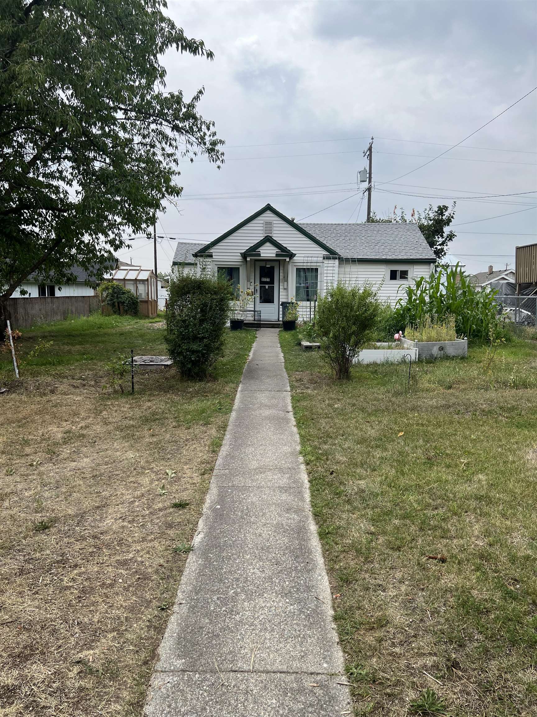 Property Photo: 4727 N Stevens St WA 99205