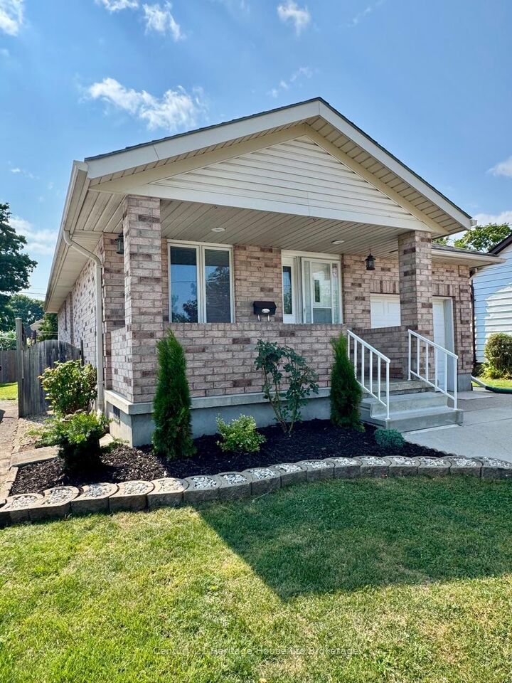 Photo de la propriété: 28 Teeple Street ON N4S 3Y7