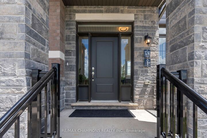 Property Photo:  124 Durham Avenue  ON L9J 0L8 