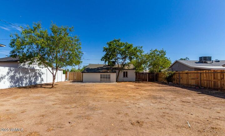 Property Photo:  2642 E Willetta Street  AZ 85008 