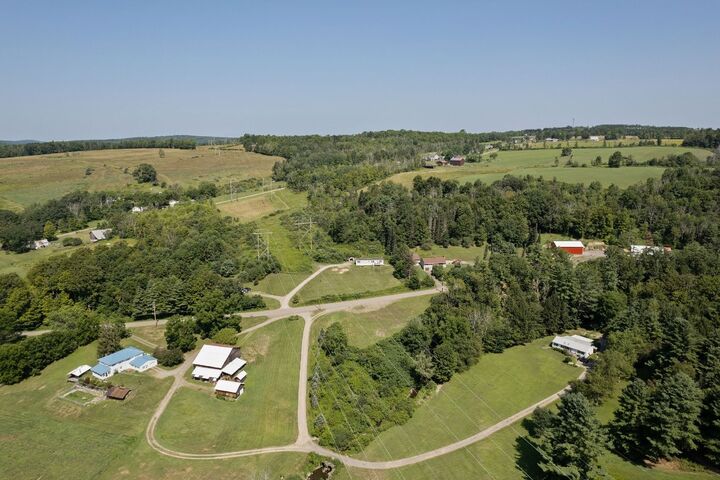 Property Photo:  2121 Bradley Creek Road  NY 13790 