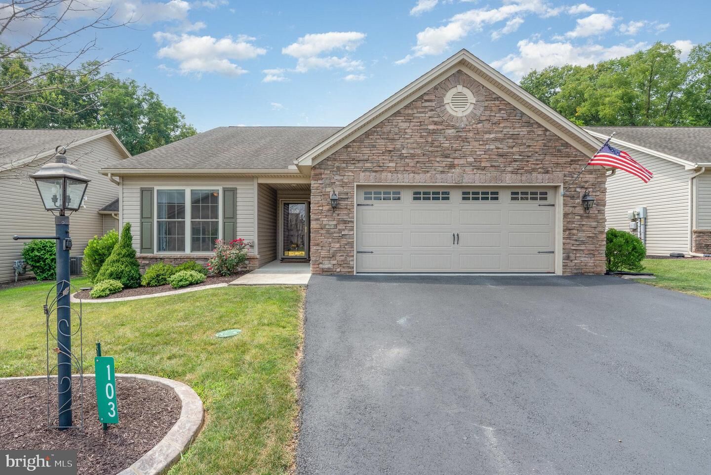 Property Photo: 103 Thorncroft Drive PA 17050