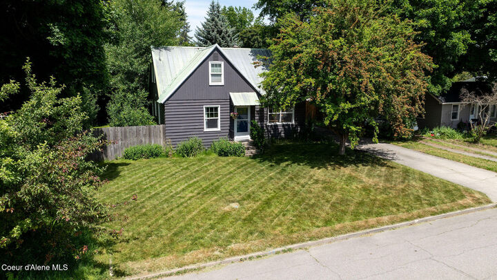 Property Photo: 1111 E Pennsylvania Ave ID 83814