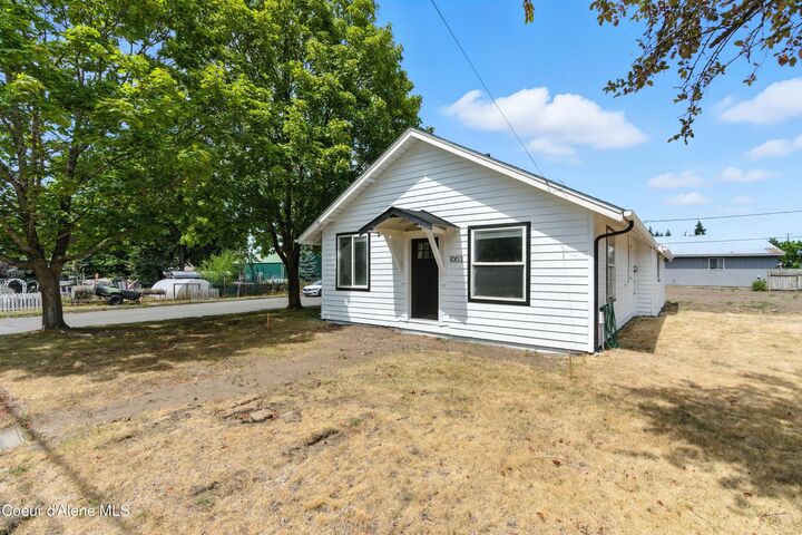 Property Photo: 1003 E Harrison Ave ID 83814