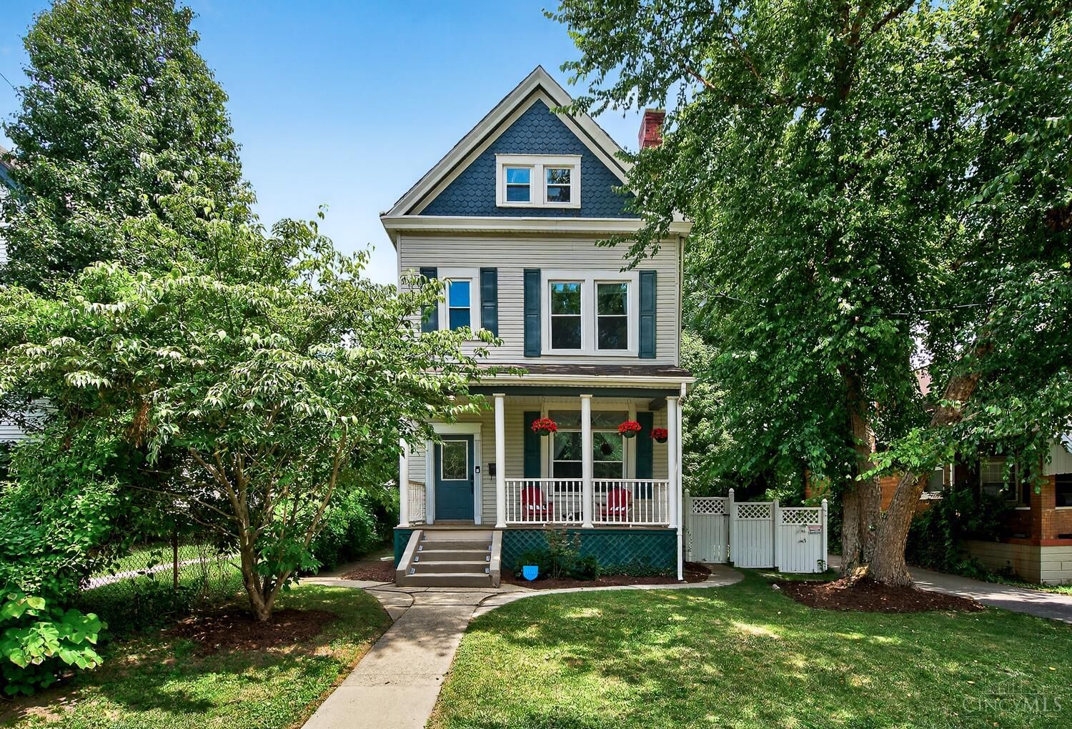 Property Photo: 4914 Marion Avenue OH 45212