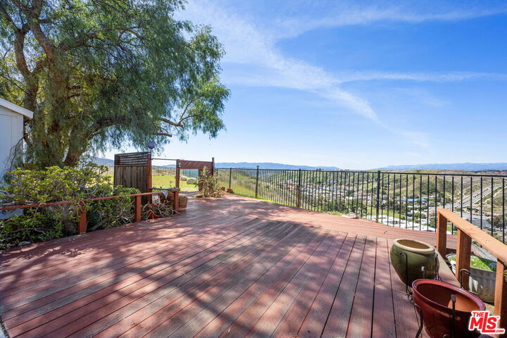 Property Photo:  17366 Sierra Hwy  CA 91351 