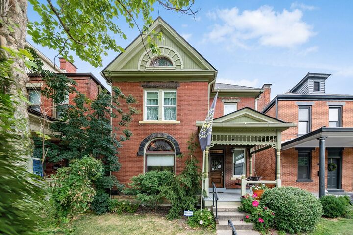Property Photo: 856 Summit Street OH 43215