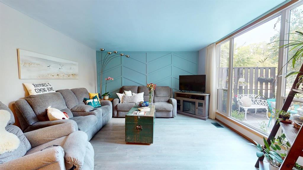 Property Photo: 1 Snow Street MB R3T 2M4