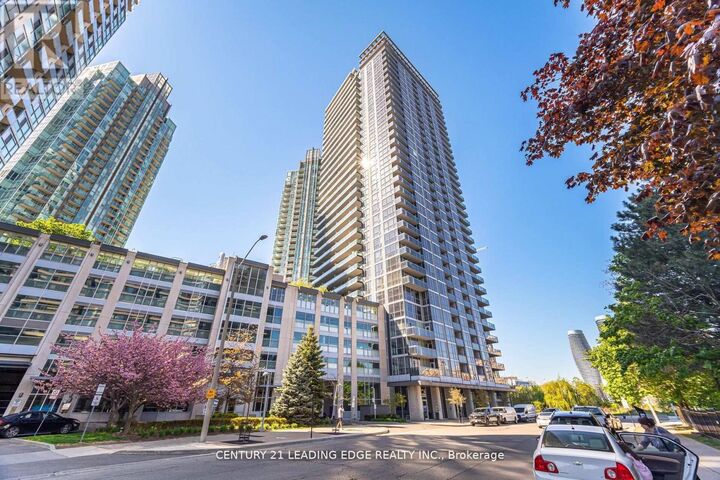 Property Photo: 223 Webb Drive South 201 ON L5B 0E8