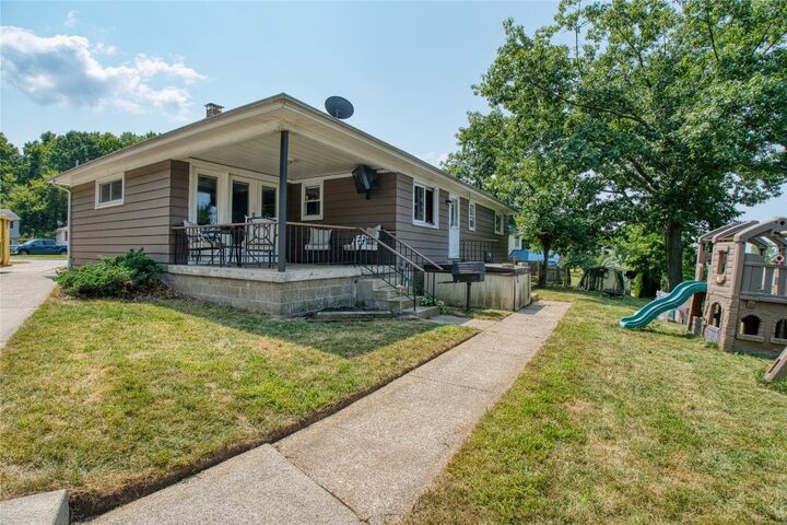 Property Photo: 2738 E 44th Street PA 16510
