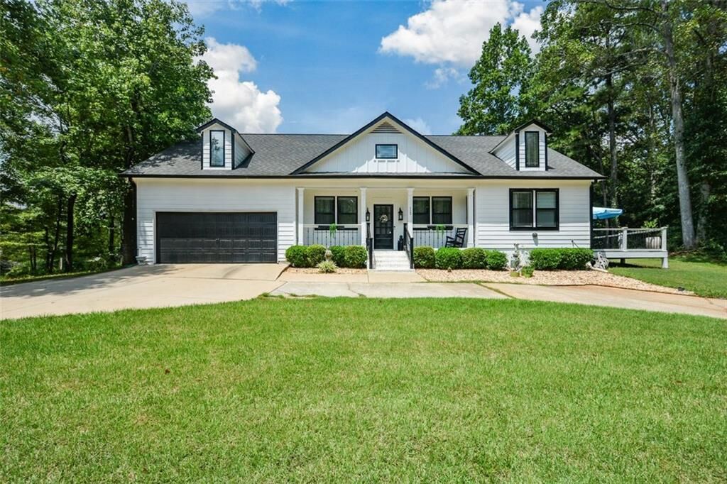 Property Photo:  3145 S Elizabeth Drive  GA 30135 