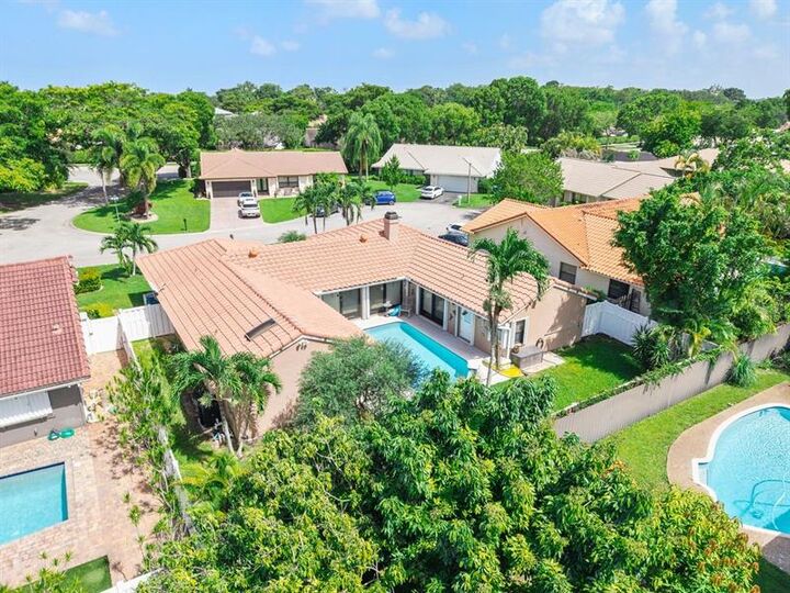 Property Photo:  5064 NW 66th Ln  FL 33067 