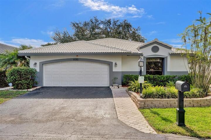 Property Photo:  6130 Portsmouth Ln  FL 33331 
