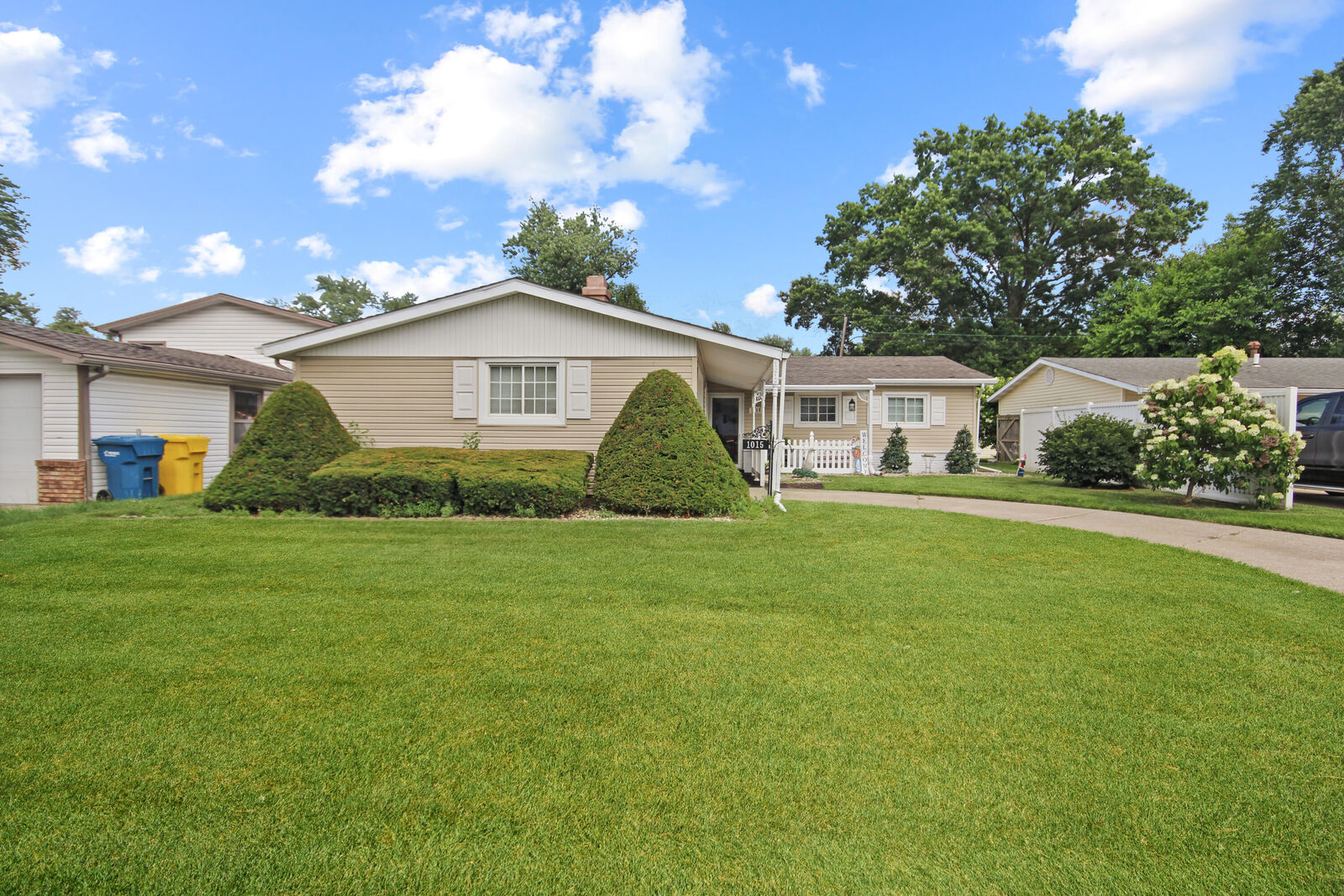 Property Photo: 1015 N Rensselaer Street IN 46319