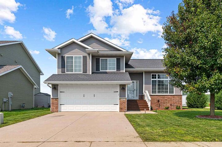 2903 Whispering Meadow Dr  Iowa City IA 52240 photo