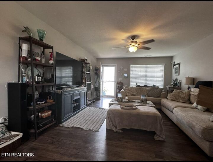 Property Photo: 2537 Cottonwood Drive TN 37876