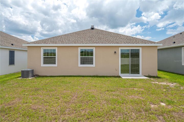 Property Photo: 2335 Selenia Street FL 33850