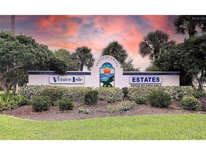 Property Photo:  706 Roma Road  FL 34285 