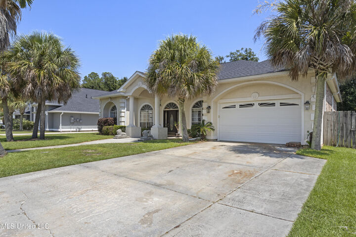 Property Photo:  2303 Rue Maison  MS 39532 
