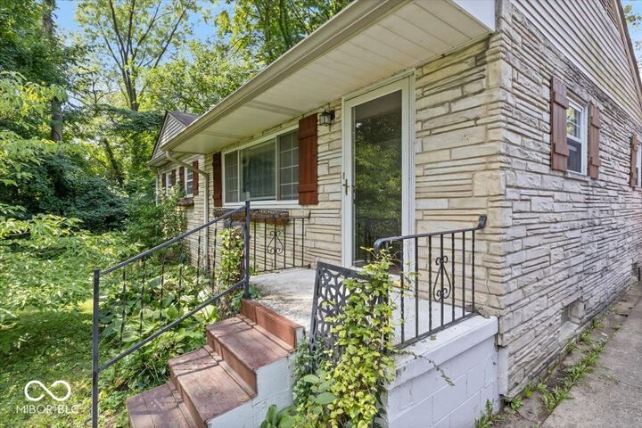 Property Photo: 3222 S Pennsylvania Street IN 46227