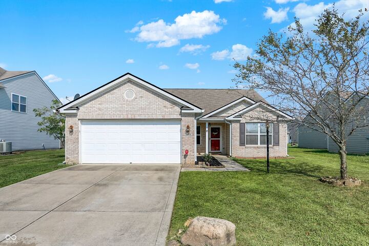 5406 Bombay Drive  Indianapolis IN 46239 photo