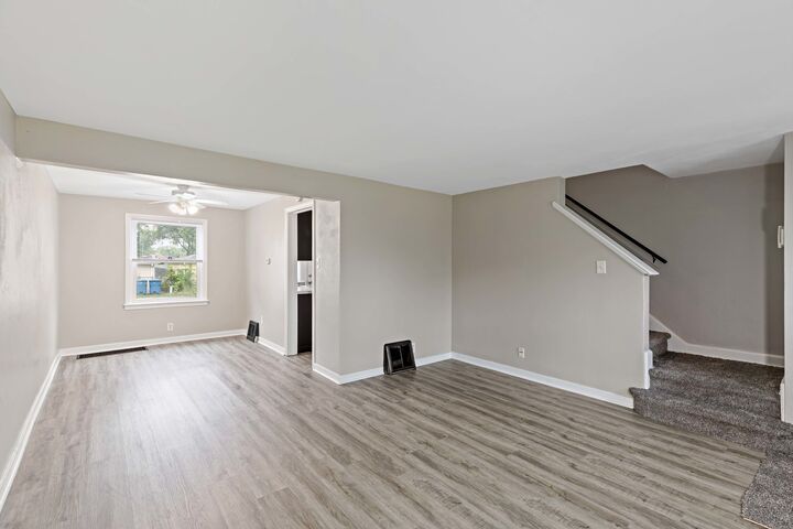 Property Photo:  1404 Wentworth Avenue 1  IL 60409 