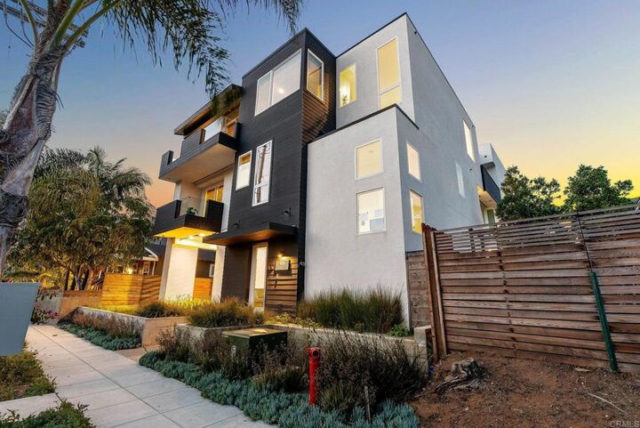 Property Photo: 508 N Tremont Street A CA 92054