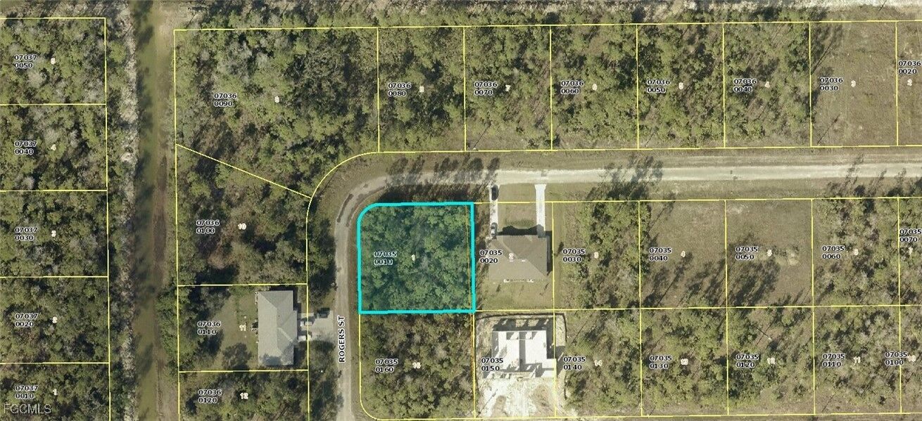 Property Photo: 231 Rogers Street FL 33972