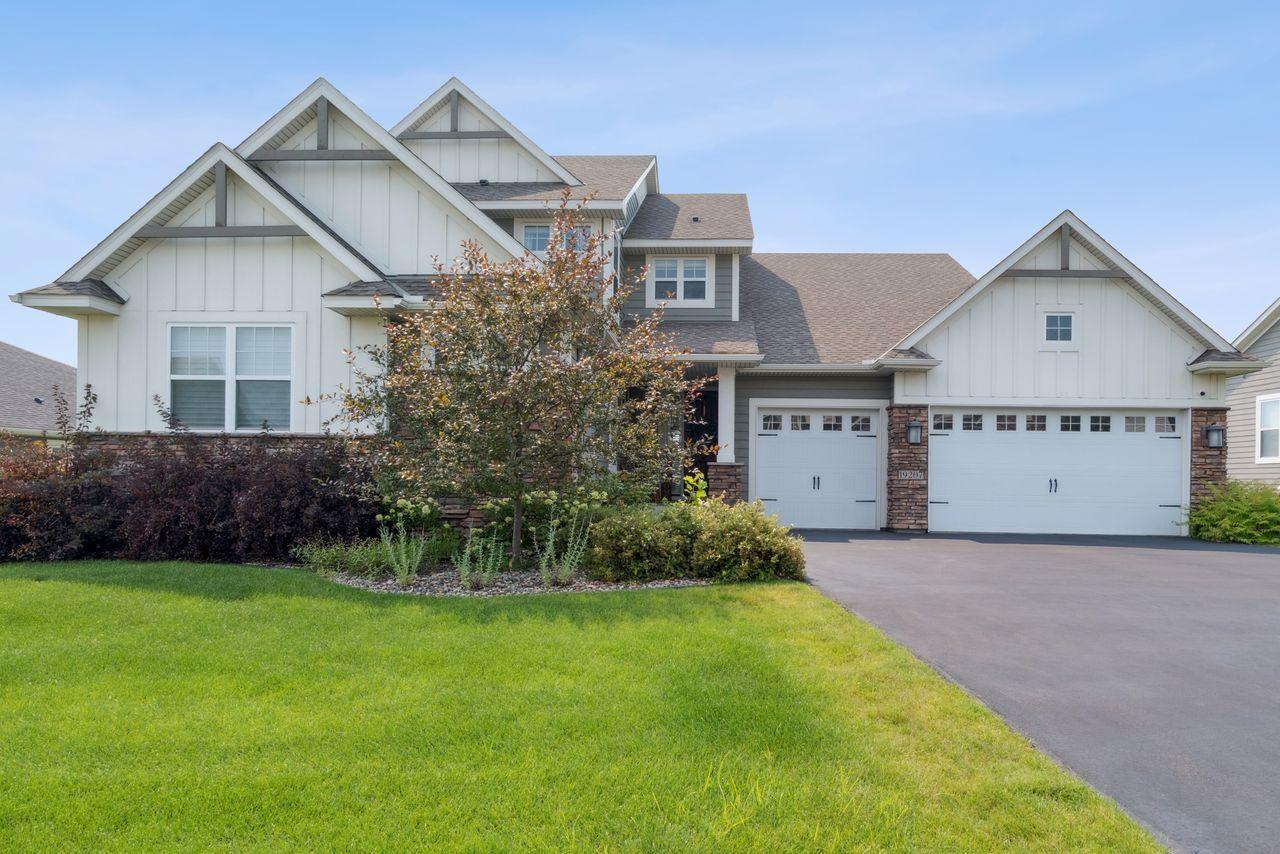 19207 Huxley Avenue  Lakeville MN 55044 photo