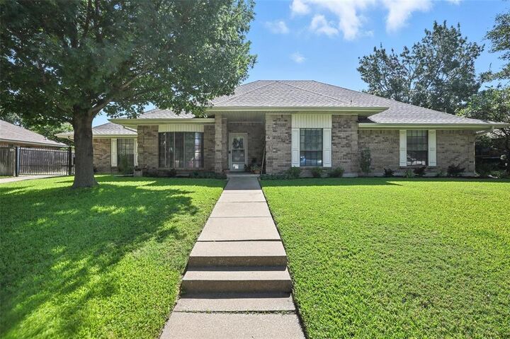 7413 Lemonwood Lane  Fort Worth TX 76133 photo