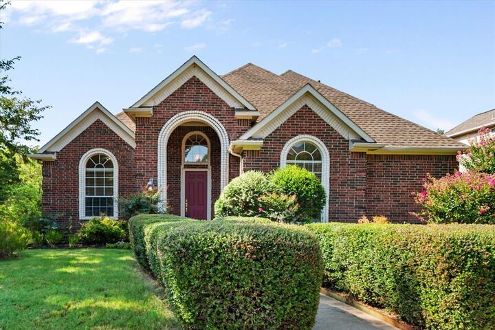 Property Photo: 2302 Creek Crossing Drive TX 76210