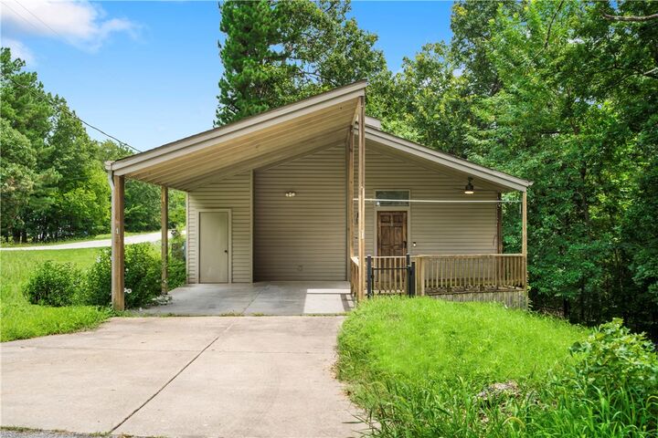 Property Photo:  1 Lea Lane  AR 72714 