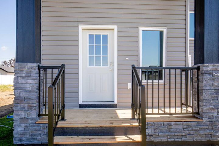 Property Photo: 109 Aztec Crescent AB T4M 0M7
