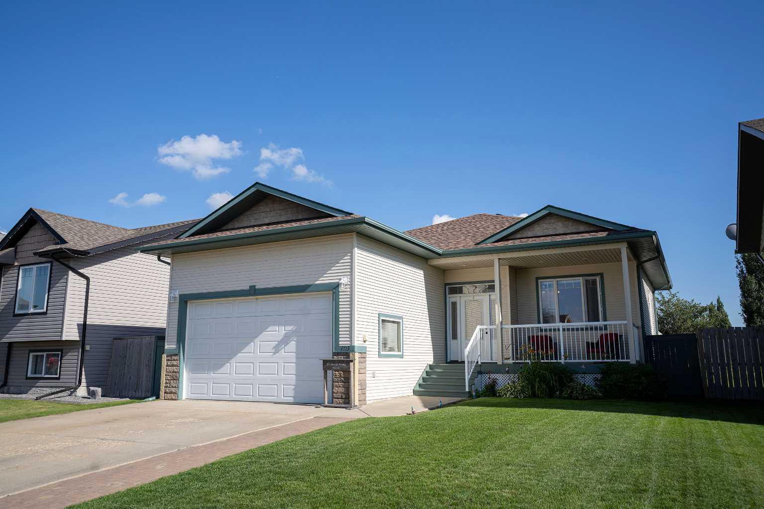 Property Photo: 4713 Westbrooke Road AB T4M 0K4